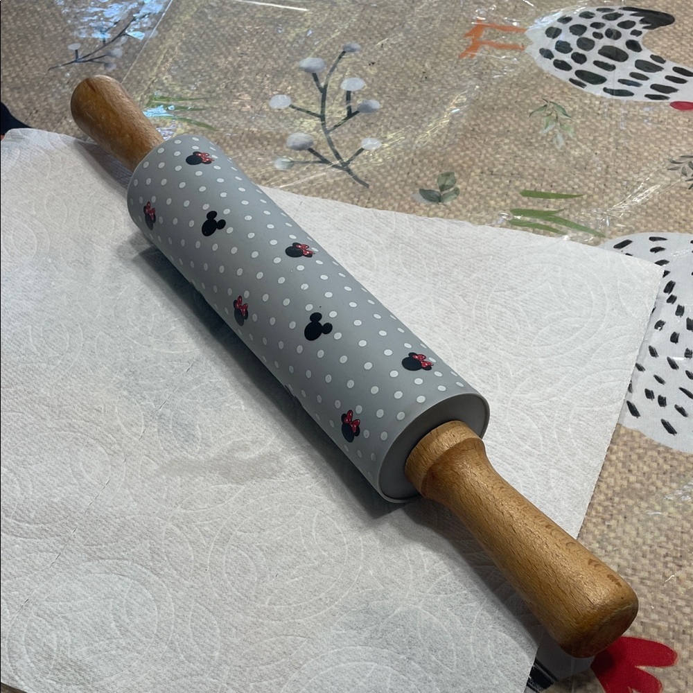 Disney Mickey/Minnie Rolling Pin with Wooden Handles